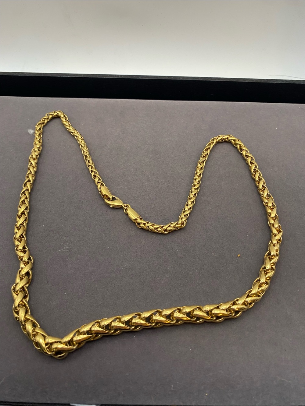 Classic Gold Tone Chunky Rope Chain Necklace with twisted link design - Picture 11 of 11